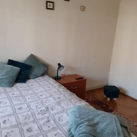 Апартаменти Apartament Nono Брашов